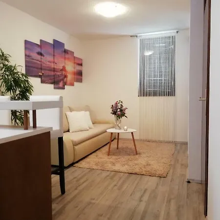 Nokturno Apartment, Self Check-in