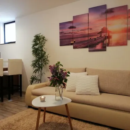 Nokturno Apartment, Self Check-in Пореч